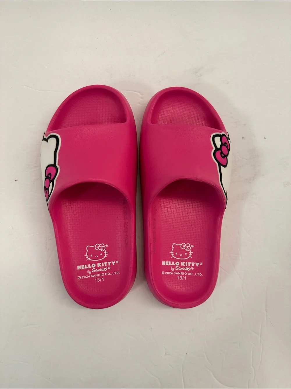 Kids Hello Kitty Pink Slides Size 13/1
